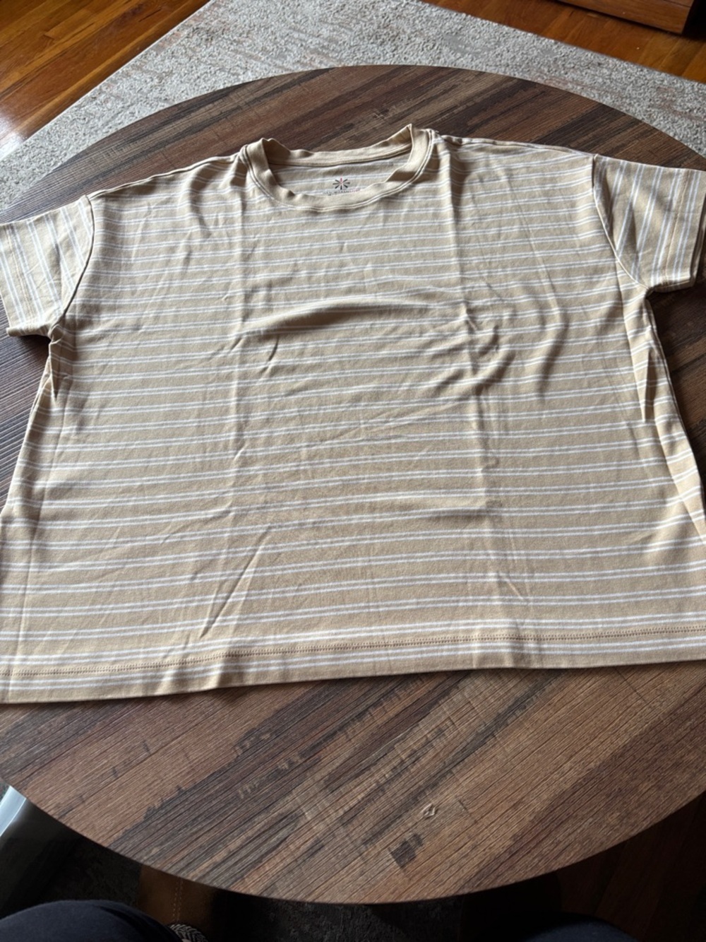 Isaac Mizrahi Beige and White Women’s Striped Short-Sleeve Tee